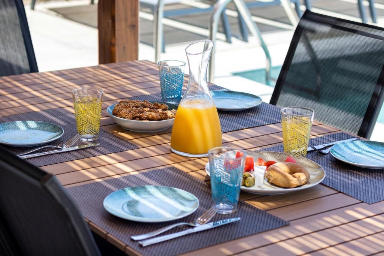 Cato Agro 4, Seafront Villa With Private Pool Afiartis Exteriér fotografie