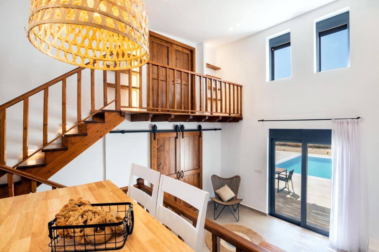 Cato Agro 4, Seafront Villa With Private Pool Afiartis Exteriér fotografie