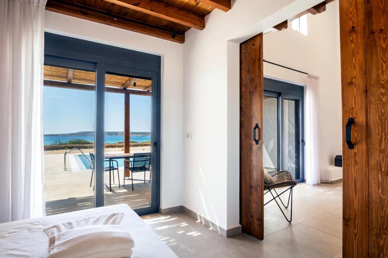 Cato Agro 4, Seafront Villa With Private Pool Afiartis Exteriér fotografie