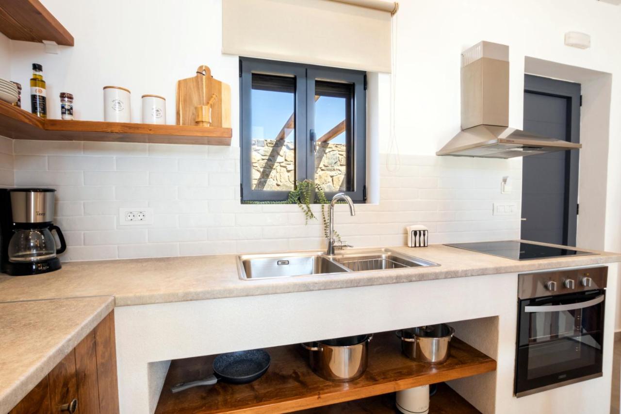 Cato Agro 4, Seafront Villa With Private Pool Afiartis Exteriér fotografie