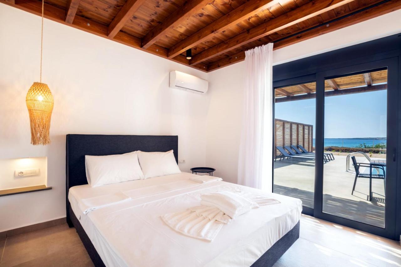 Cato Agro 4, Seafront Villa With Private Pool Afiartis Exteriér fotografie
